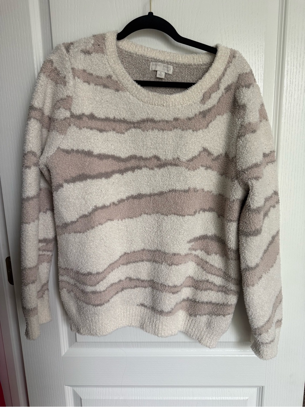 Barefoot dreams cozy chic pullover